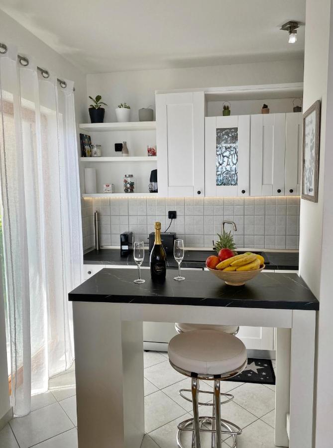 Sea View Suite Орашац Экстерьер фото